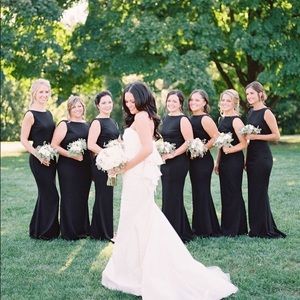 Women's Black Vionnet Drape Back Crepe Gown